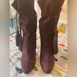 Lanvin size 41 suede boots never worn.